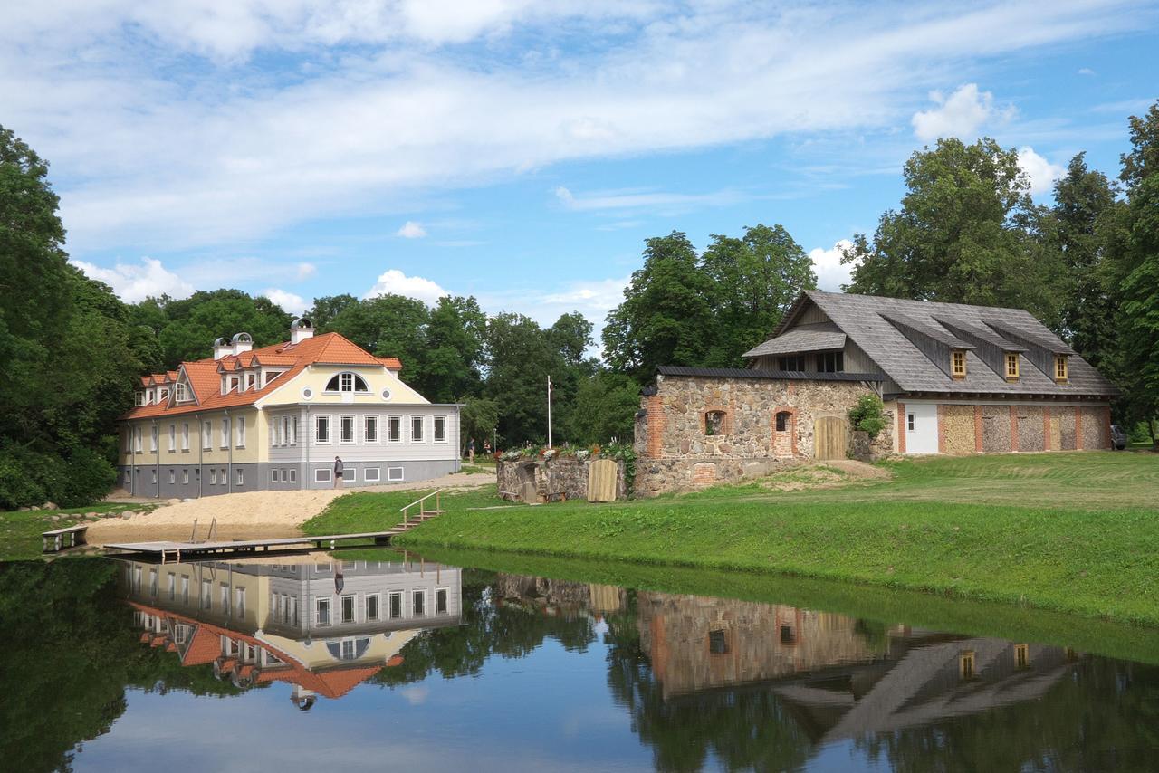 Botique & Spa Hotel Berkenes Manor Ziedkalne Exterior foto